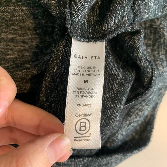 Athleta Top Womens M Medium Black Grey Mindful Dolman Pullover Lightweight Crew - Picture 10 of 13